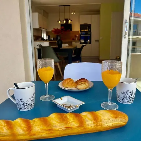 Le Lys D'or Yourhosthelper