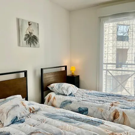 Le Lys D'or Yourhosthelper