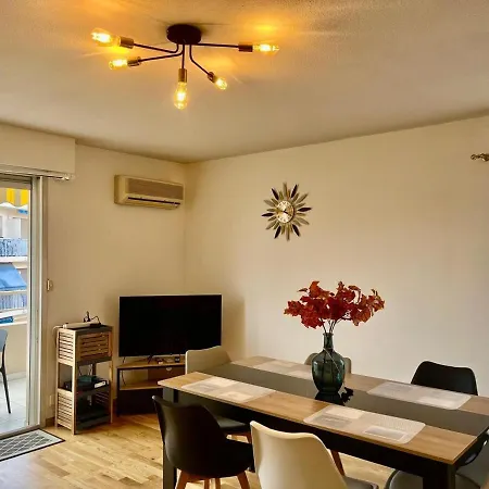 Le Lys D'or Yourhosthelper Lägenhet Cannes