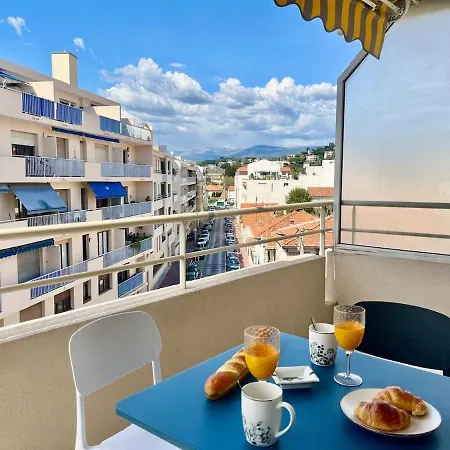 Le Lys D'or Yourhosthelper